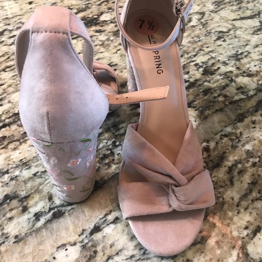 It all spring heels